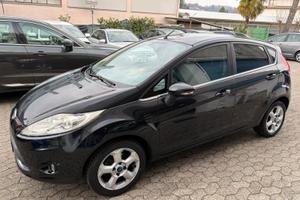 Ford Fiesta 1.4 5 porte Bz.- GPL Titanium*NEOPATEN