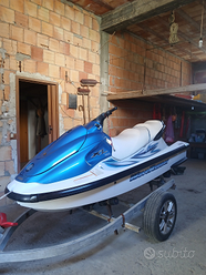 2 Yamaha XL 700 waverunner