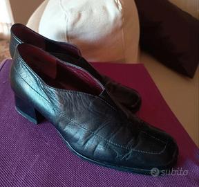 Mocassini tg 36 da donna in vera pelle nera