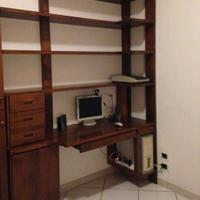 Scrivania libreria di castagno massello artigianal
