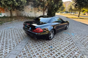 Mercedes SL 350 cabrio d’epoca gommata