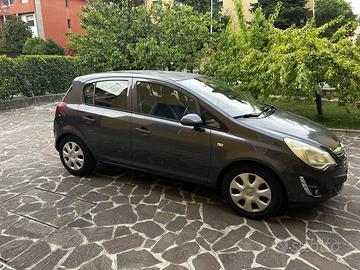 Opel Corsa 1.2 Benzina-GPL 2012