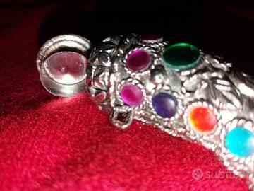 Tabacchiera/portaprofumo a forma di corno