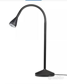 Lampada nera modellabile