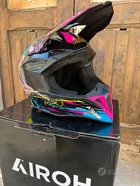 Casco airoh da cross nuovo