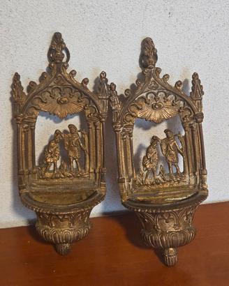 Due acquasantiere vintage