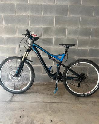 Specialized Stumpjumper 2012 enduro + mtb free