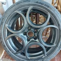 Cerchi Alfa Romeo Giulietta 18 originali 225 40 18