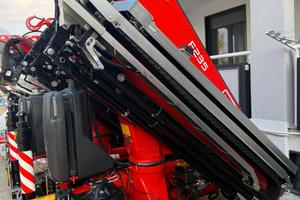Gru FASSI 235A.2.24+L214 nuova a terra