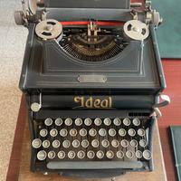 Macchina da scrivere Ideal