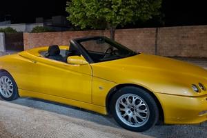 Alfa Romeo Spider 916