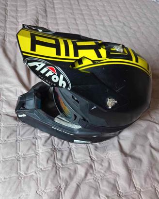 Casco taglia M Airoh in carbonio