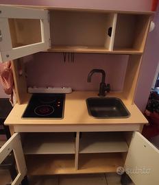 Cucine cheap giocattolo ikea