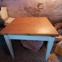 Tavolo apribile tutto legno 