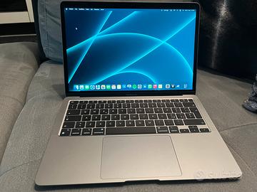 Apple MacBook Air 13” M1