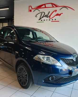 Lancia Ypsilon 1.2 69 CV 5 porte S&S Gold