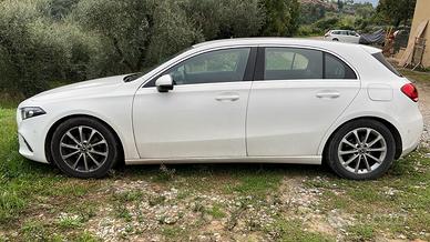 Auto Mercedes-Benz A180D