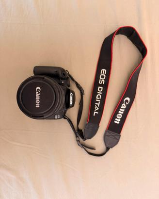 Canon EOS 550D + 18-55 IS + teleobiettivo Canon