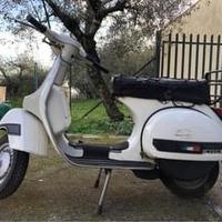 Vespa Piaggio P150X