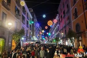 CESSIONE PIZZERIA AVVIATA - SALERNO CENTRO