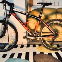 Mountain bike Scott