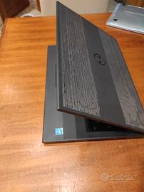 100 Dell vostro 15 con ssd 16 pollici