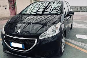 Peugeot 208 allure 82cv