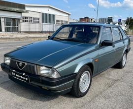 Alfa Romeo 75 2.5 V6 Quadrifoglio Verde - Targa MI