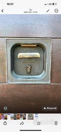 Porta basculante per garage
