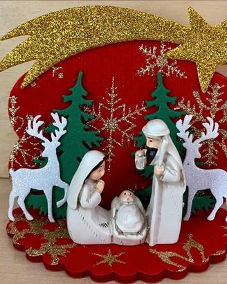 Presepe Natalizio oro e rosso