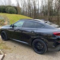 BMW X6   xdrive 30 M