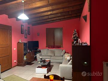 Trilocale arredato piano terra indipendente