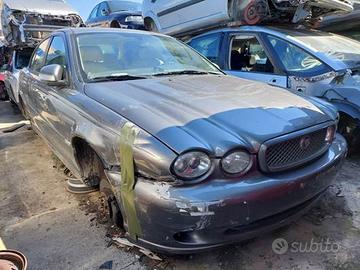 RICAMBI Jaguar X-Type 2.2 TD anno 2010 - EA013
