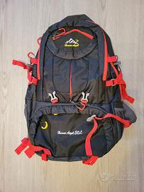 Zaino trekking sale 50 litri leggero