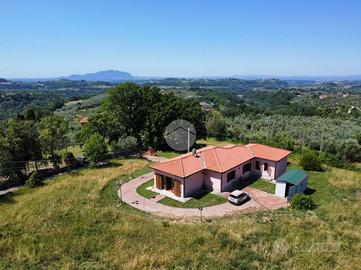 CASA INDIPENDENTE A MONTEBUONO
