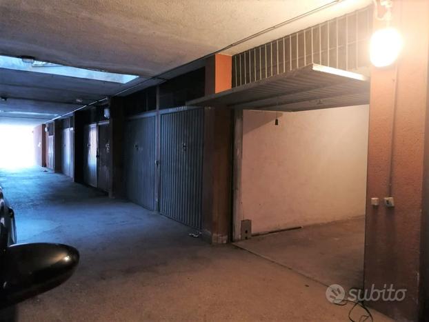 Box/Posto auto Spoleto [cod. rif202049BVRG]