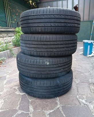 Gomme estive 215/55/18