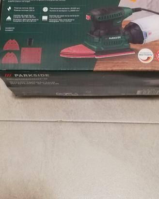 levigatrice orbitale a delta Parkside 