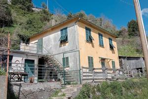 Vendita casa a favale di malvaro