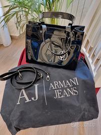 Borsa armani hotsell grigia lucida