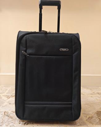 Bagaglio a mano (trolley) Carpisa "Segue" nero