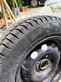 Pneumatici invernali con cerchi Ford 4 fori  R14