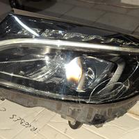 Faro sx Mercedes C s/w 205