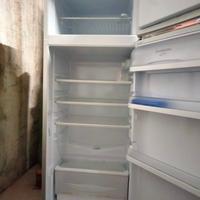 Frigorifero Ariston con congelatore 