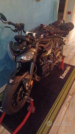 Triumph Street Triple 765 RS