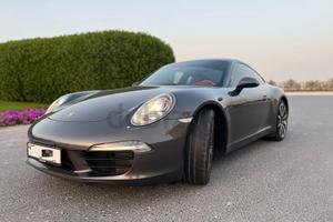 ICONIC PORSCHE CARRERA 911