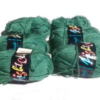 Gomitoli lana acrilico 100% 40 gr