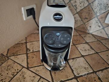 Macchina Caffe  Lavazza Desio a modo mio come nuov