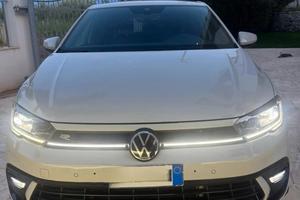 VW Polo R-Line dsg 95cv