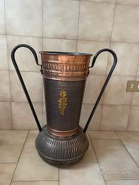 Portaombrelli in rame